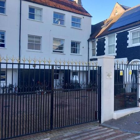 Готель Number Three Brighton Екстер'єр фото